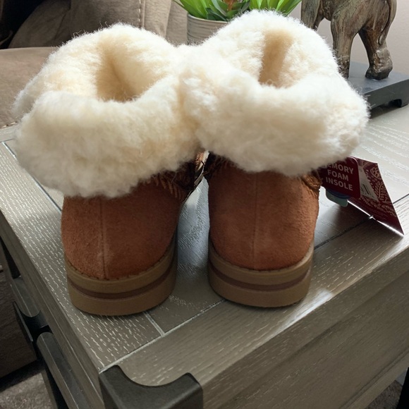 Muk Luks Womens wool lined boots - Picture 2 of 7